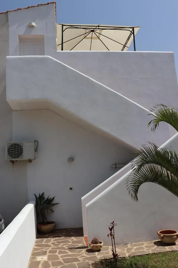 Villa Mansarda Con Giardino à Cinisi 0*,